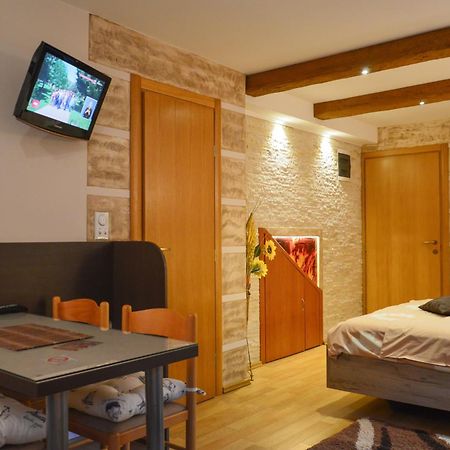 Apartments Josipovic Zlatibor Pokoj fotografie
